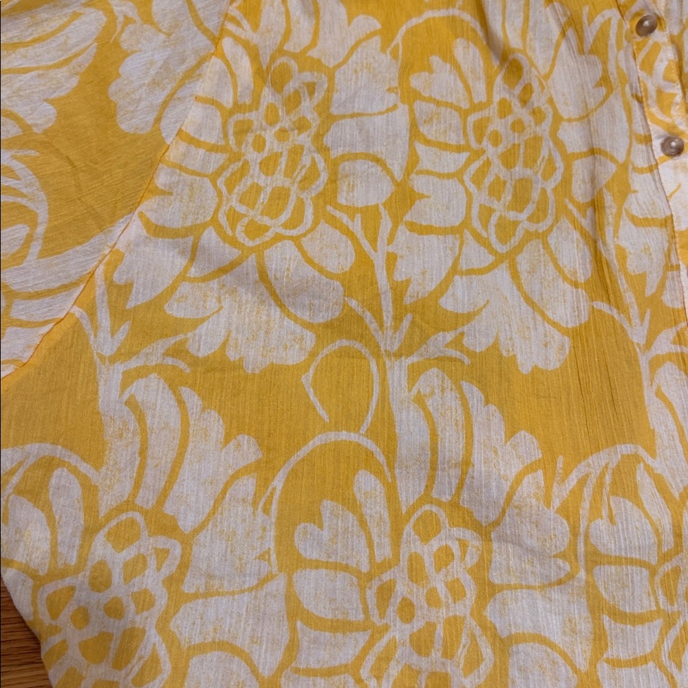 The Sydney Batwing Blouse by Pilcro Floral Yellow and White Women's Top M - Picture 13 of 13